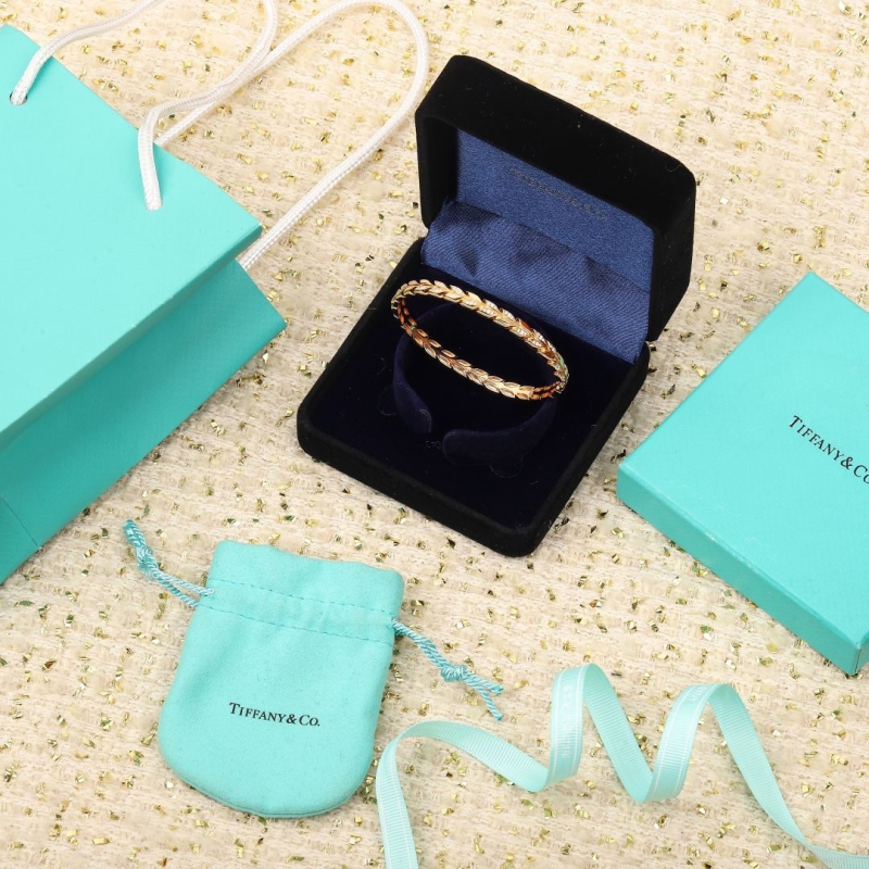 T*f*ny bracelets